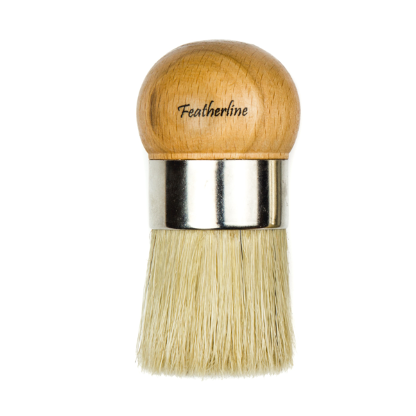 Featherline ball brush